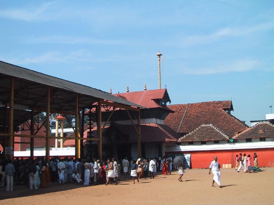 Thrissur-Munnar-Kumarakom 4 Nights / 5 Days